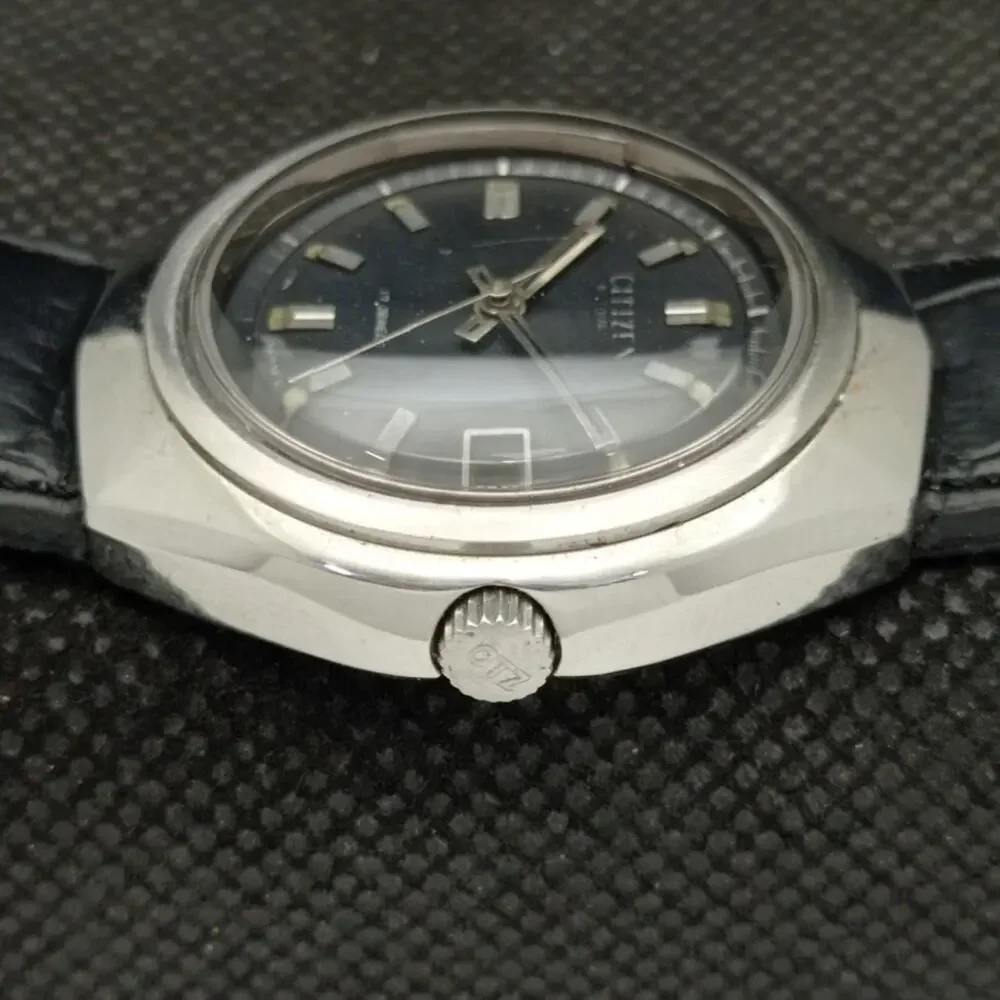 Vintage 1972 Citizen Automatic Mens Silver Watch W/daydate & Black accents